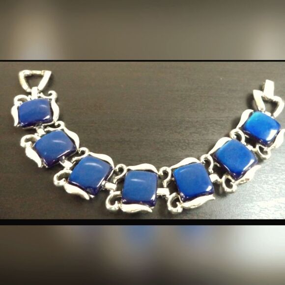 VINTAGE LINSER OR CORO BLUE THERMOSET 7" BRACELET - Picture 1 of 1